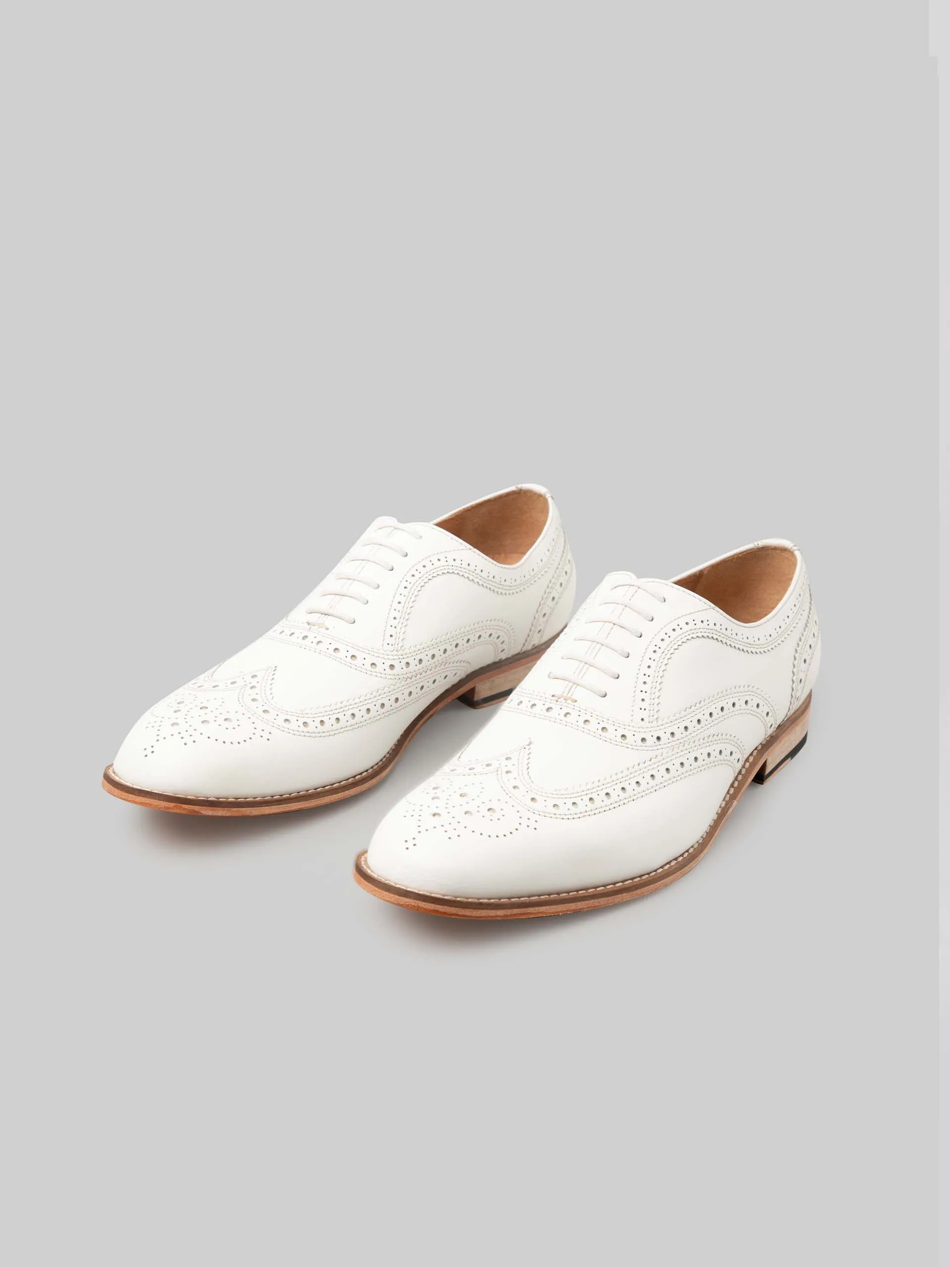 Adrian Wingtip Oxford - White