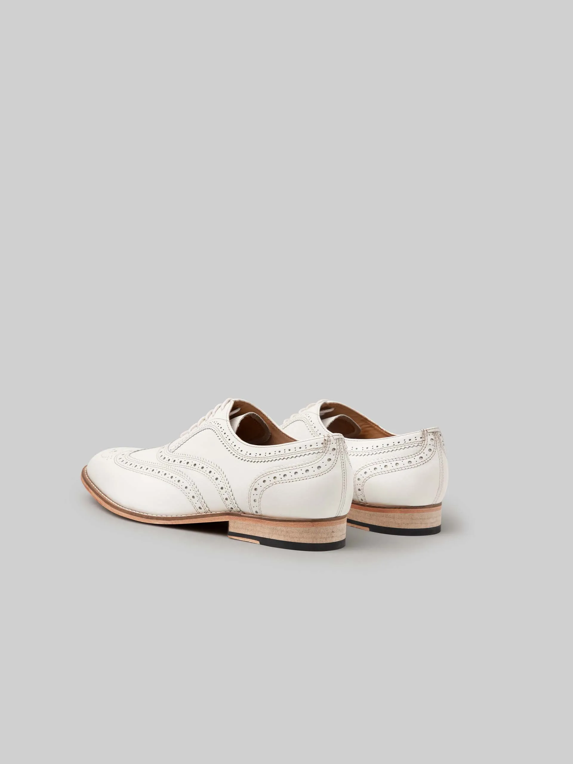 Adrian Wingtip Oxford - White