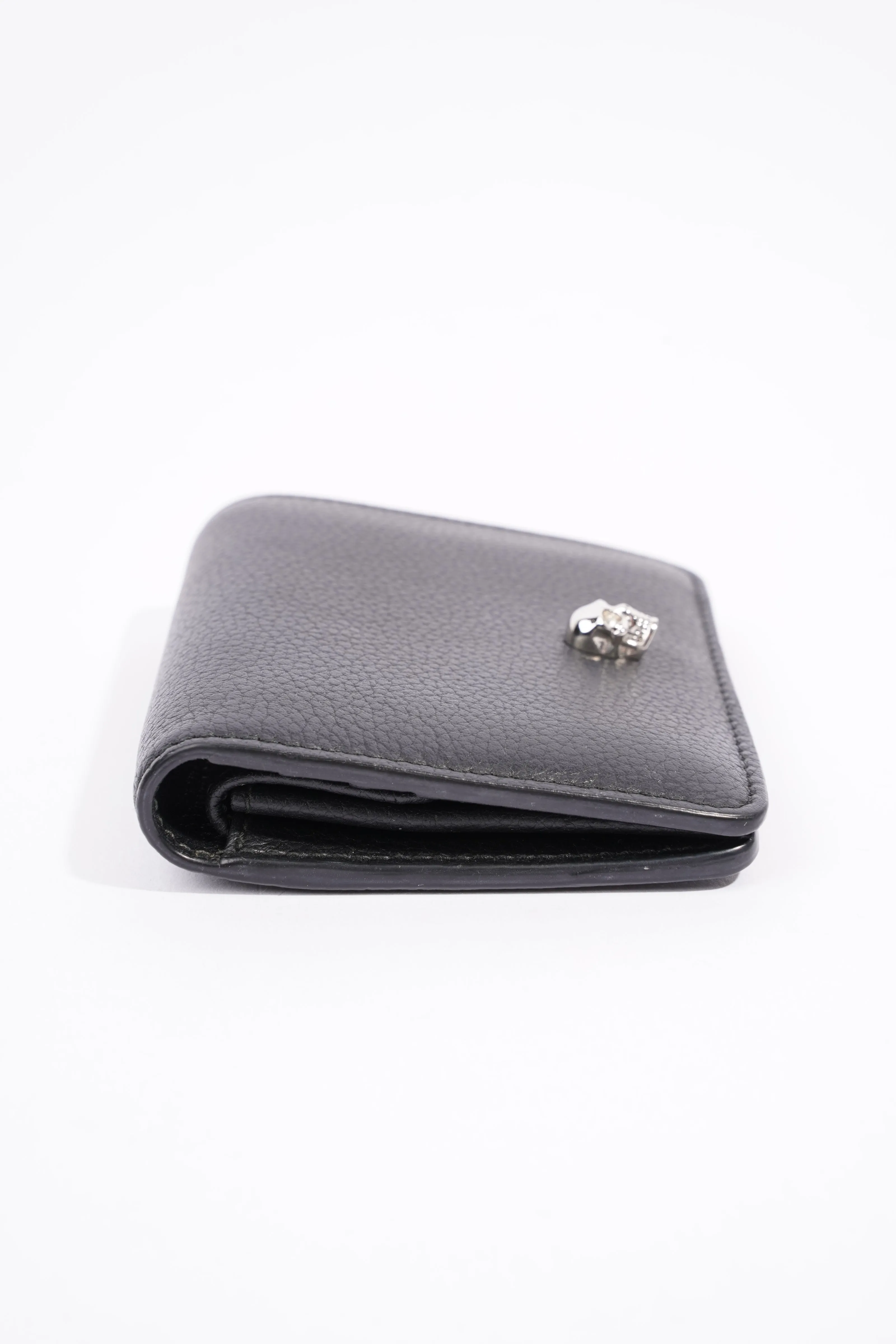 Alexander McQueen Bi-Fold Wallet / Black / Leather