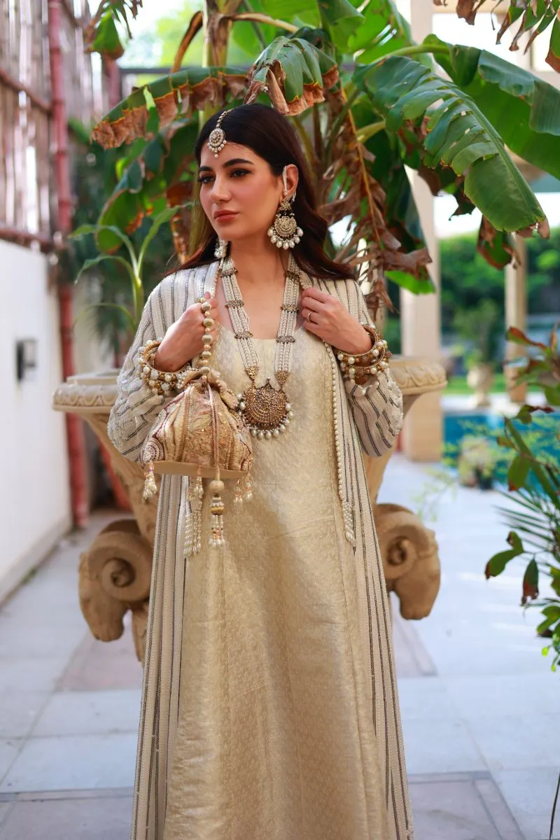 Huma Adnan - Soneri - White and Gold - Jamawar & Embroided Chiffon - 2 Piece