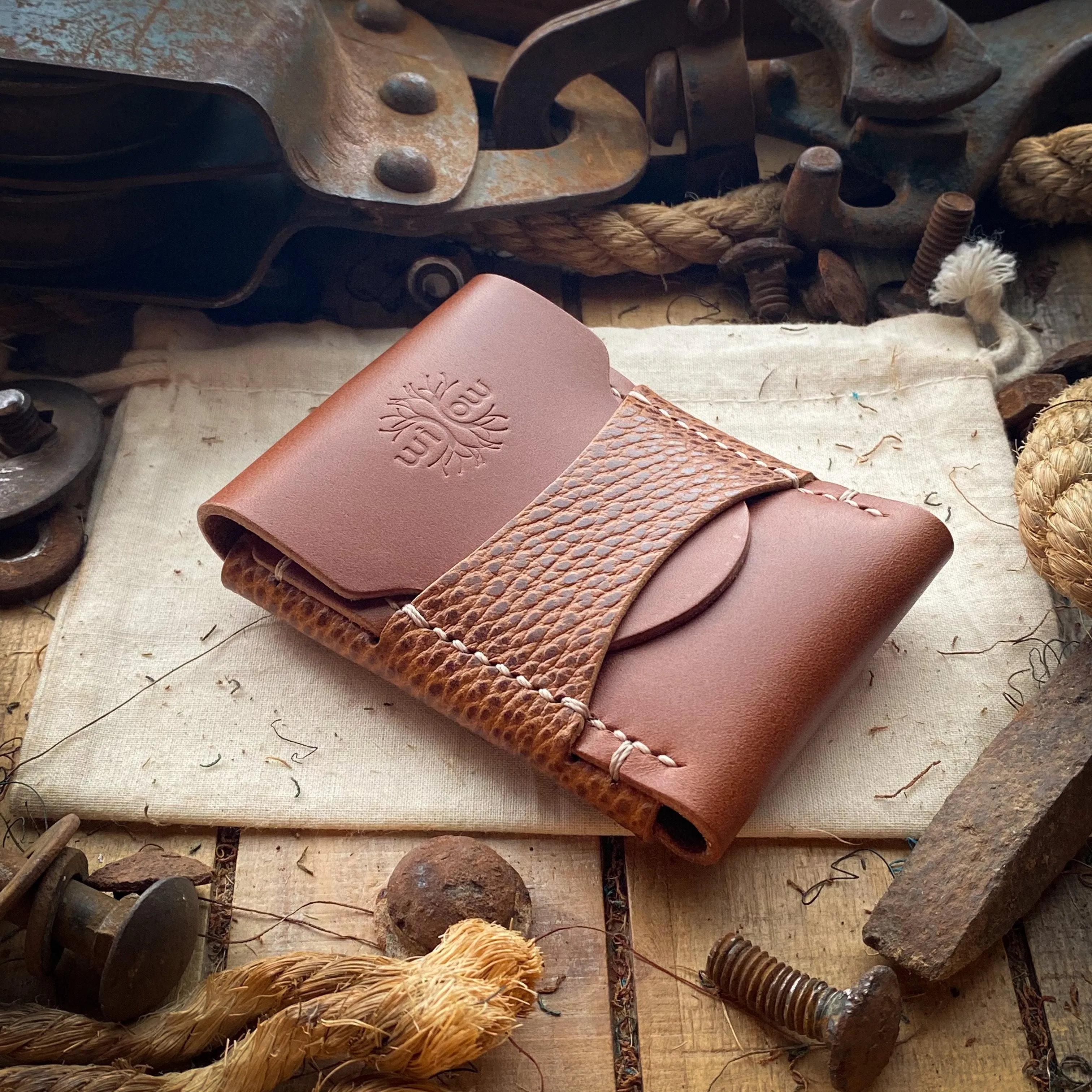 Original Luxe Minimalist Wallet - Bourbon and Whiskey Dollaro -  Outside Pull Tab