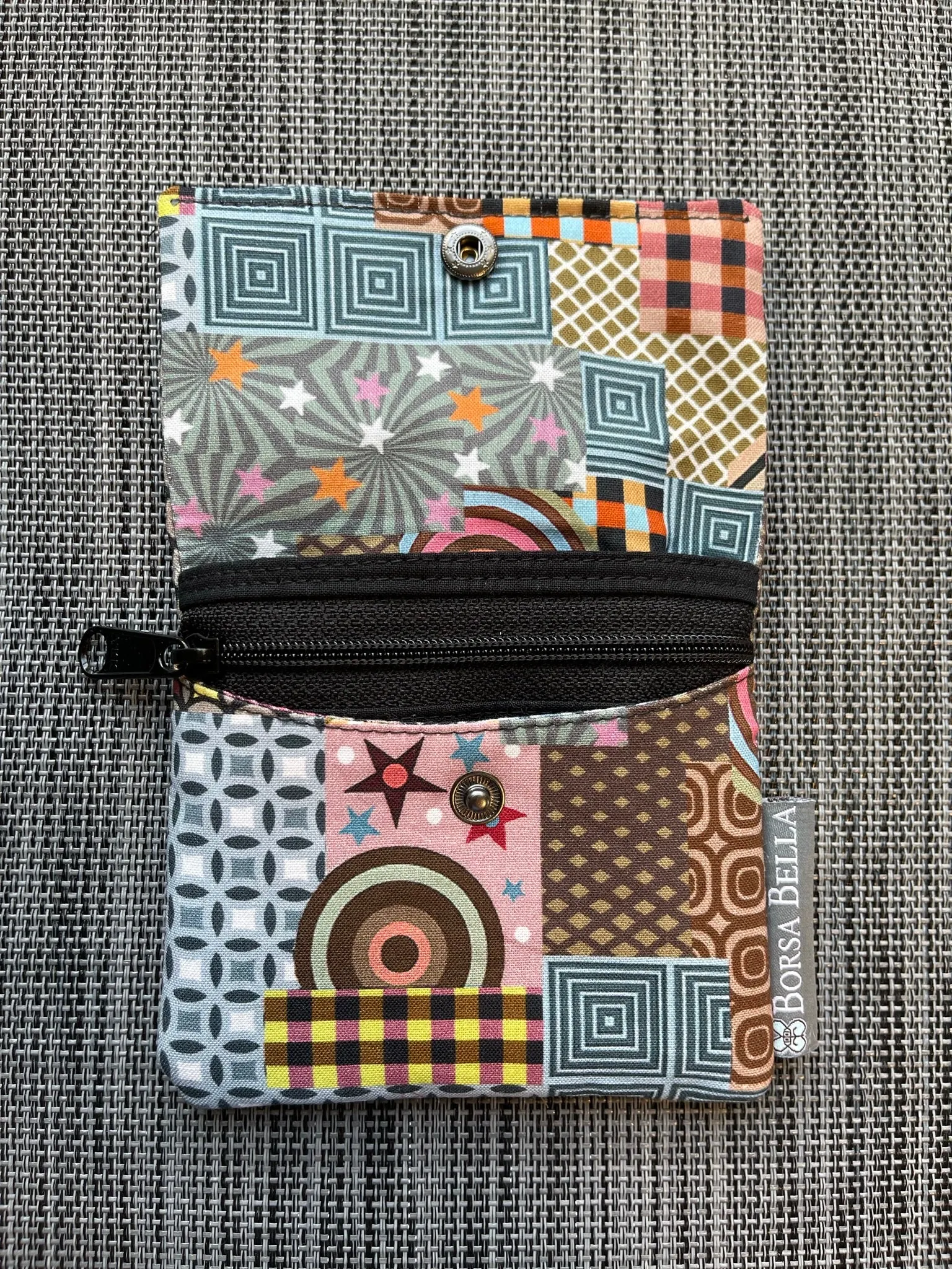 Small Slim Wallet - Light Weight - Added RFID Fabric - Geometric Fabric