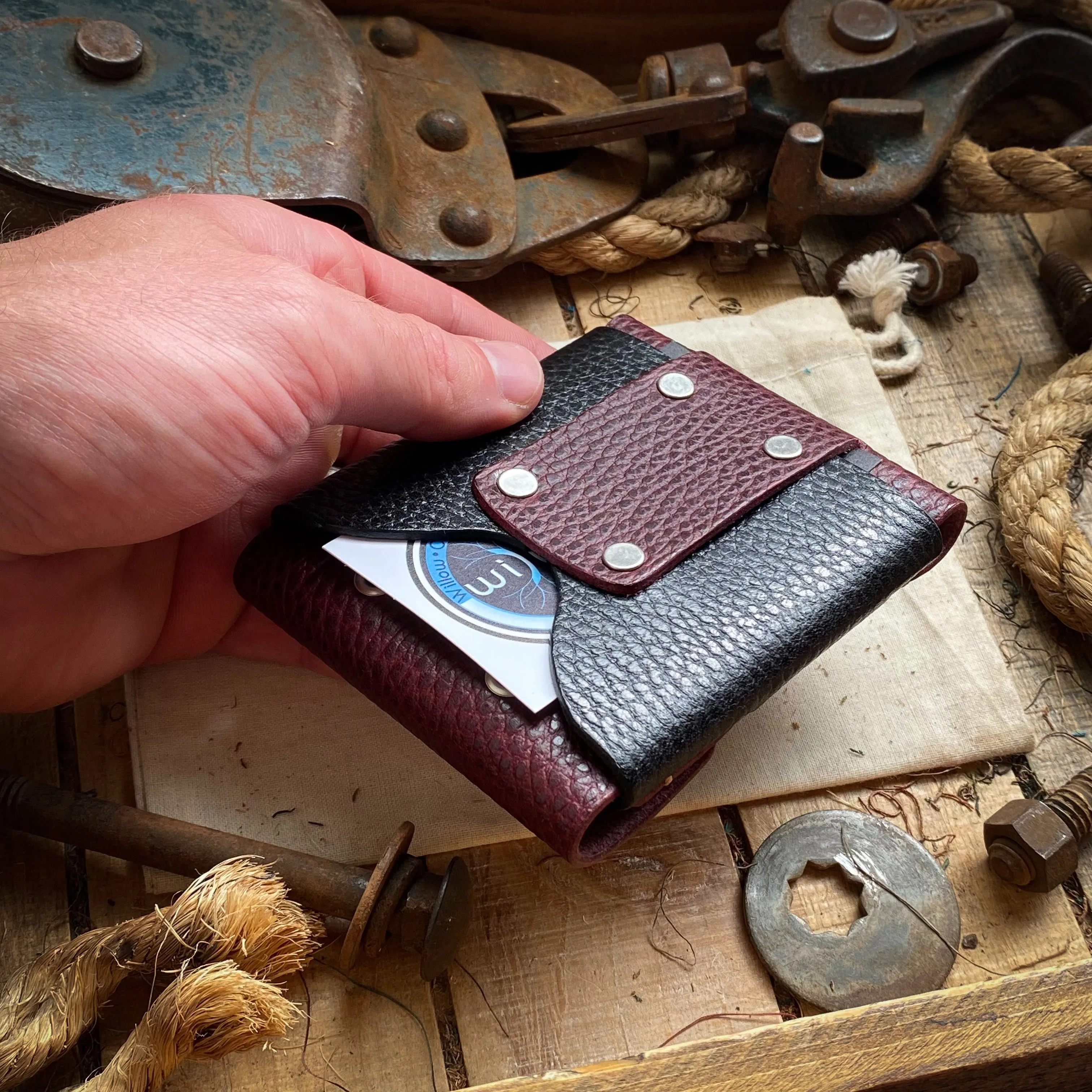 Wide Luxe Minimalist Wallet - Bordeaux Dollaro and Black Dollaro